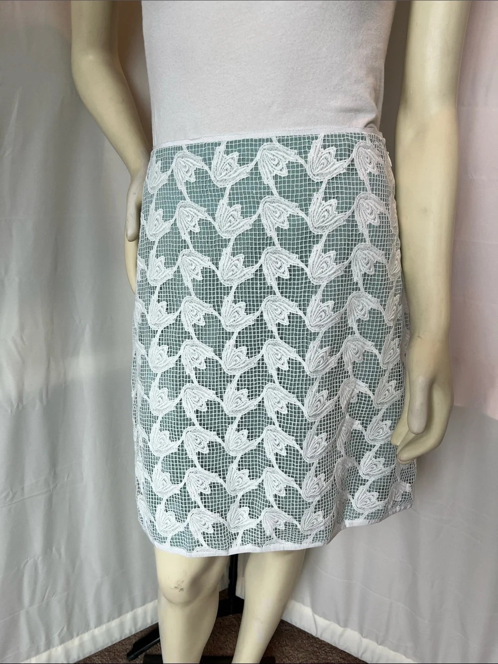 Tory Burch White Lace Overlay Pencil Skirt with Mint Underlay